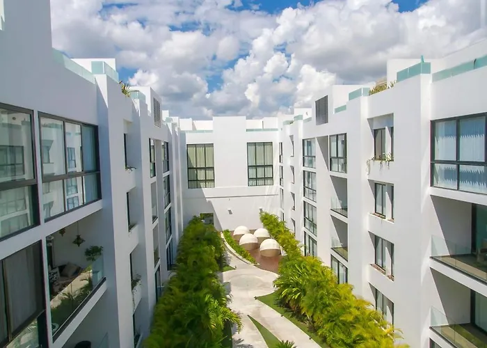 Prime Location Near 5th Avenue&beach Apartamento